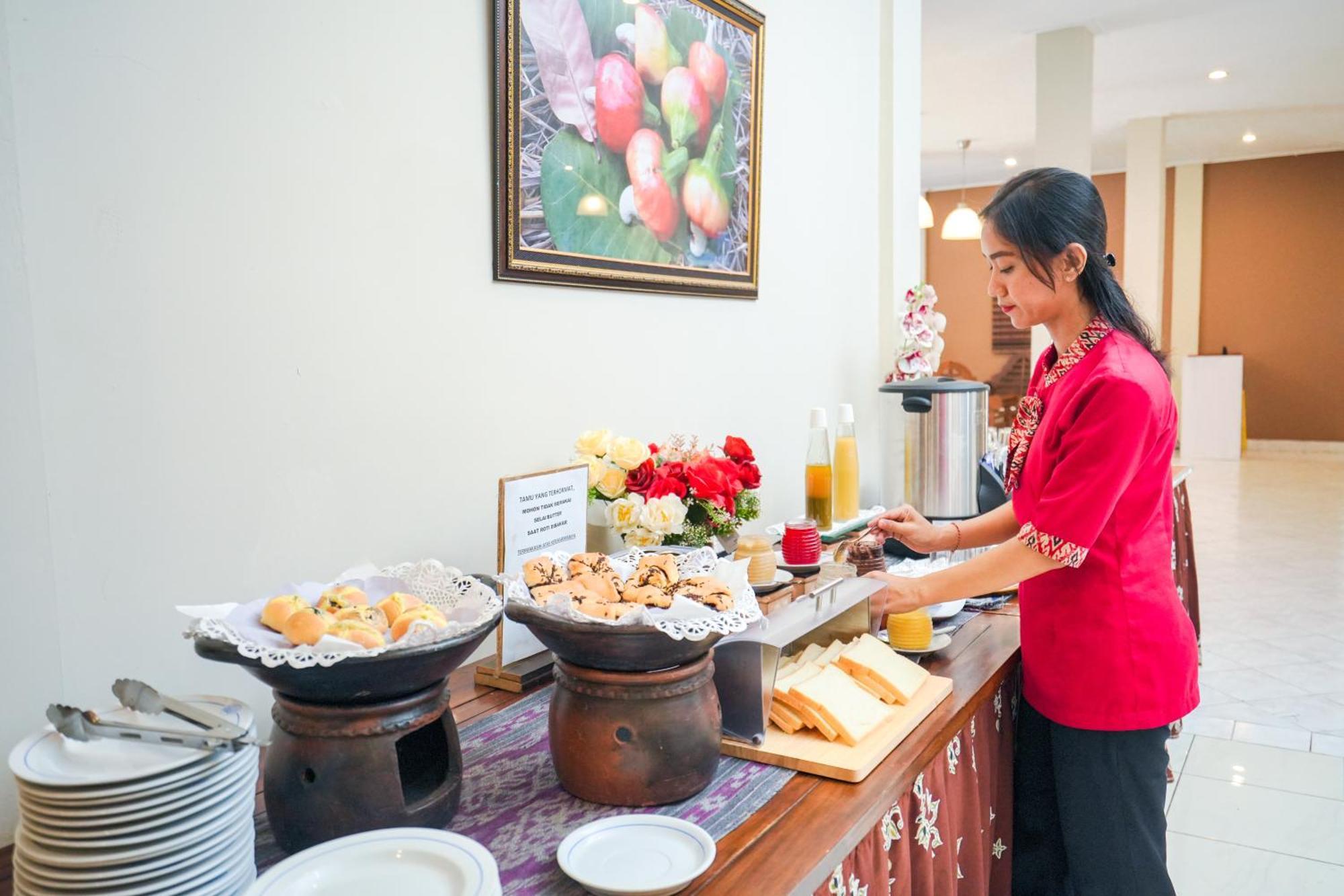 Samawa Transit Hotel Sumbawa Besar Zewnętrze zdjęcie