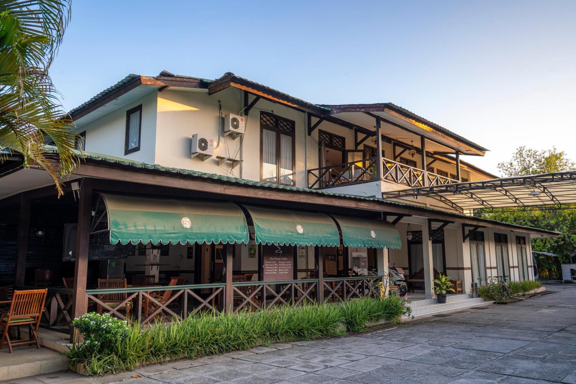 Samawa Transit Hotel Sumbawa Besar Zewnętrze zdjęcie