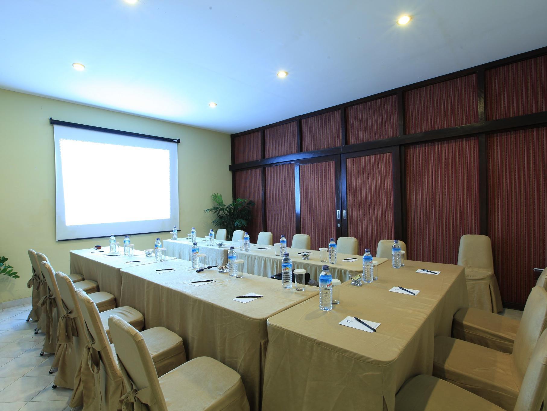 Samawa Transit Hotel Sumbawa Besar Zewnętrze zdjęcie